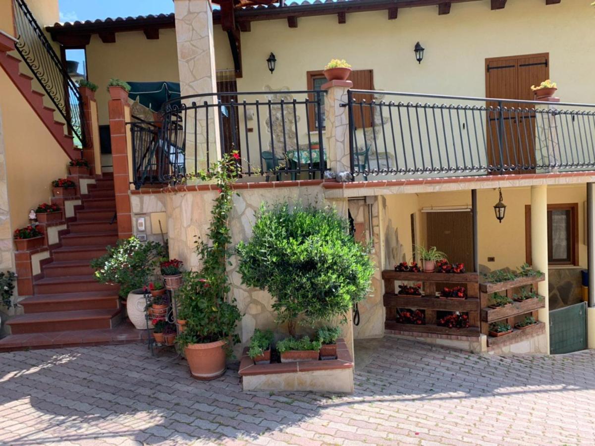 Ferienwohnung Le Ceppete Palombaro Exterior foto